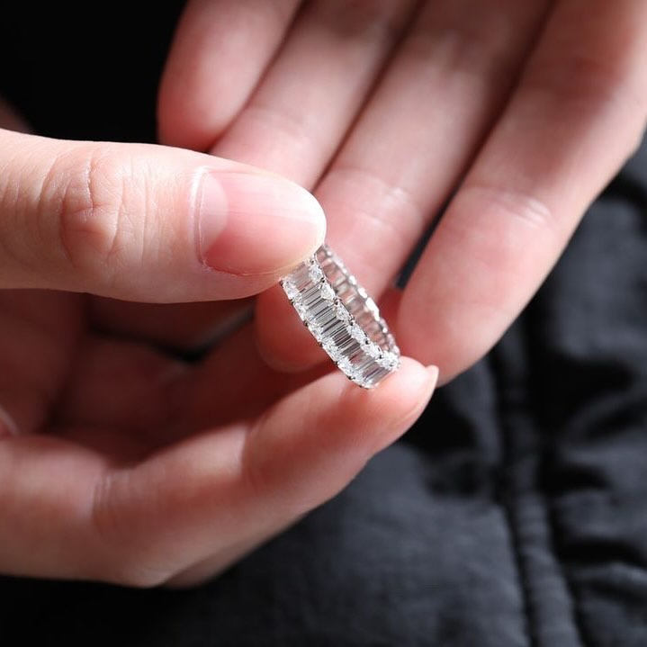 Emerald cut baguette bands